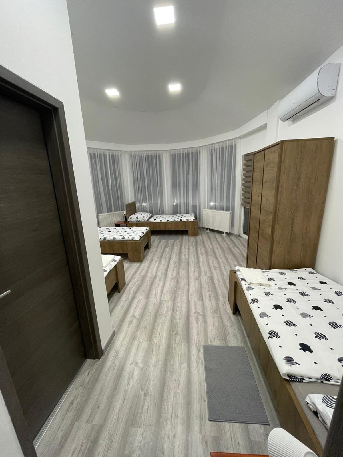 Hotel Alom Vendeghaz Dunaújváros Exterior foto
